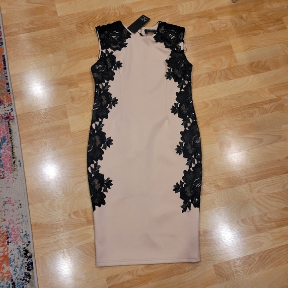AX Paris Bodycon Applique Side Lace Midi Dress Size 18 New - Picture 3 of 8